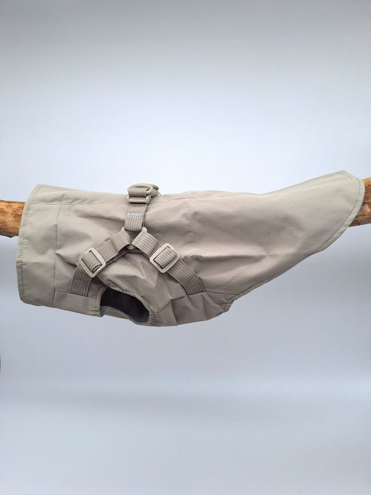 Hunde-Regenmantel | beige | Jetzt online kaufen bei Dogs & Lifestyle