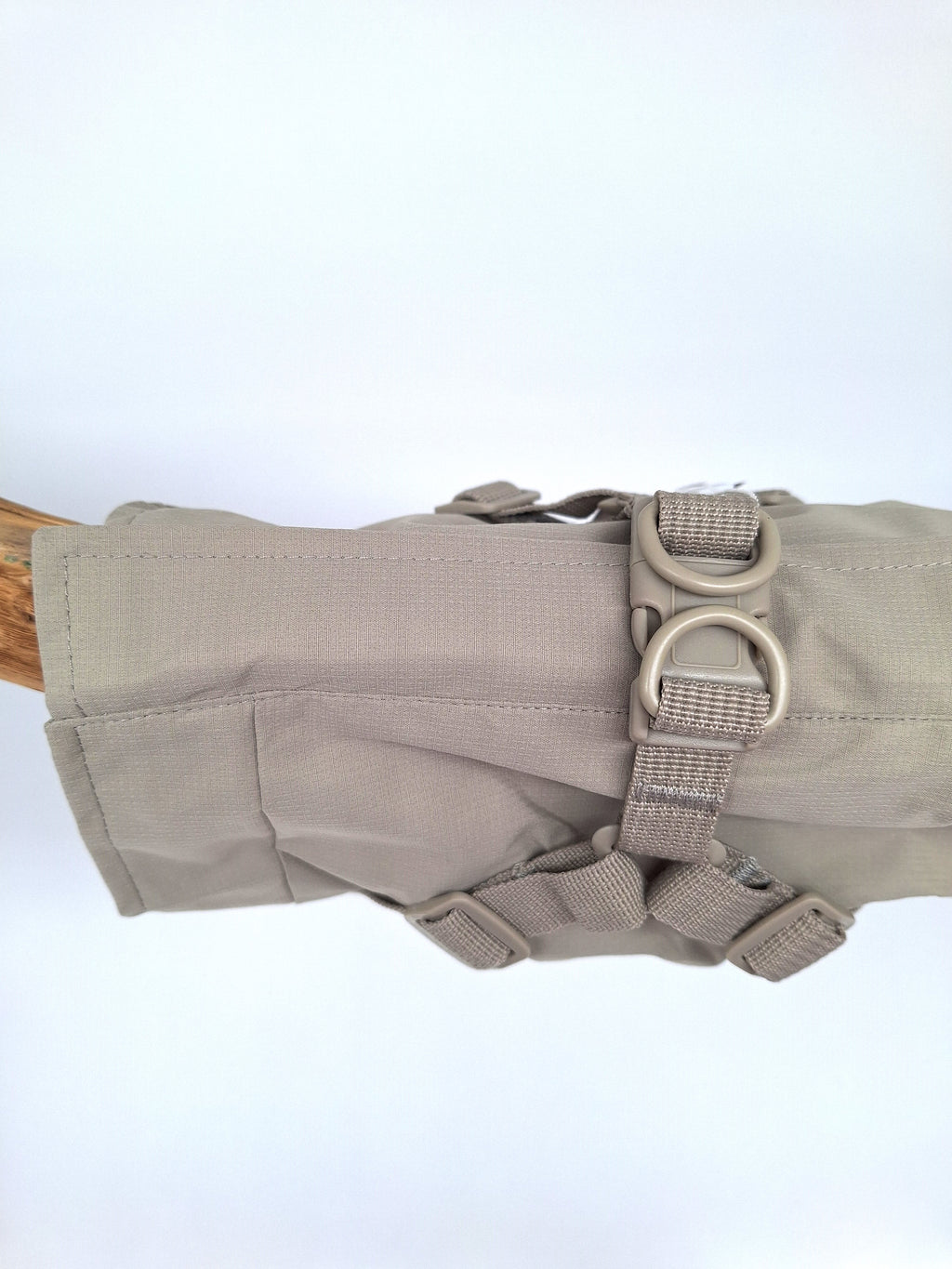 Hunde-Regenmantel | beige | Jetzt online kaufen bei Dogs & Lifestyle