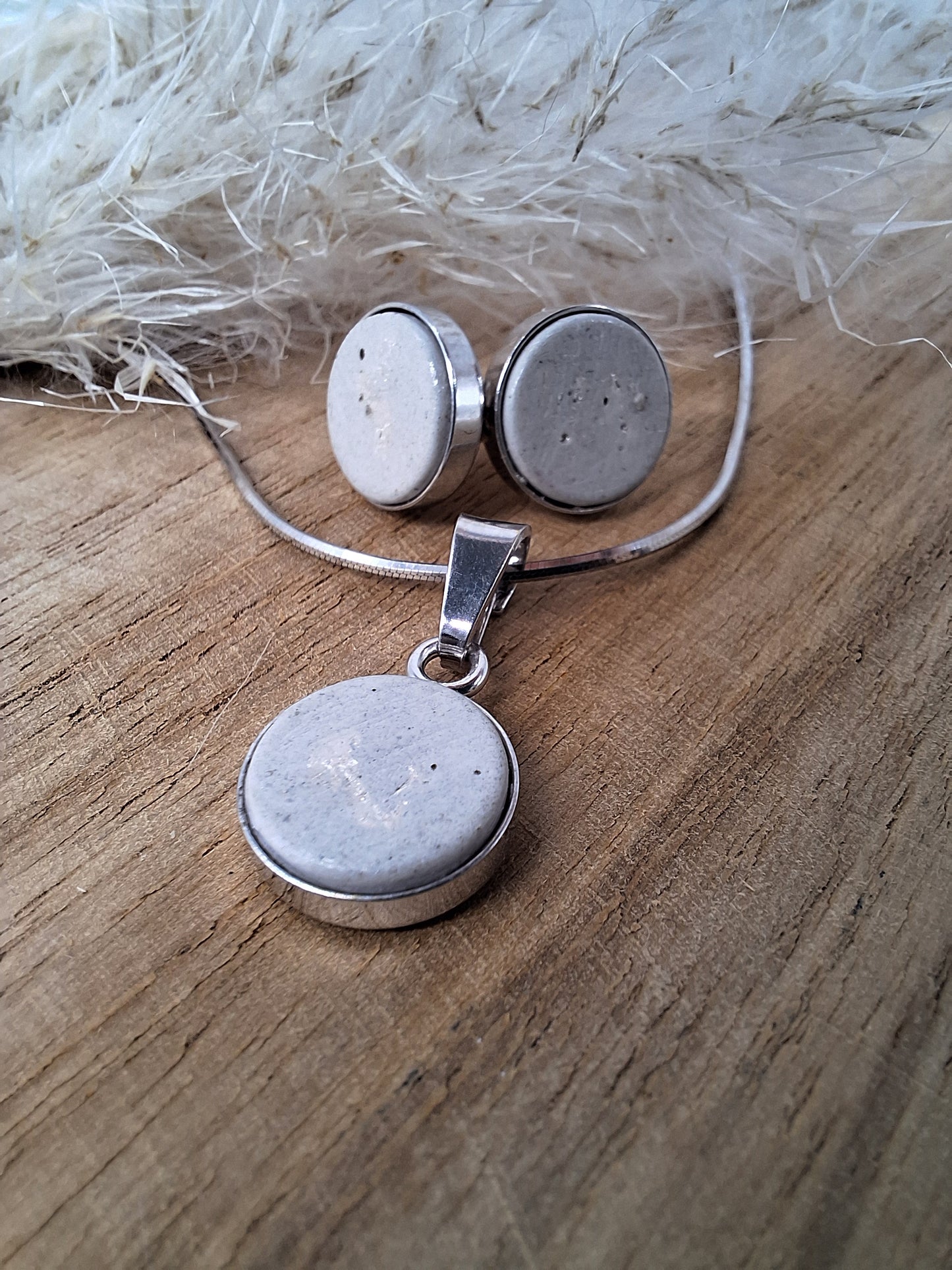 Beton-Ohrstecker classic | silber | Jetzt online kaufen bei Dogs & Lifestyle