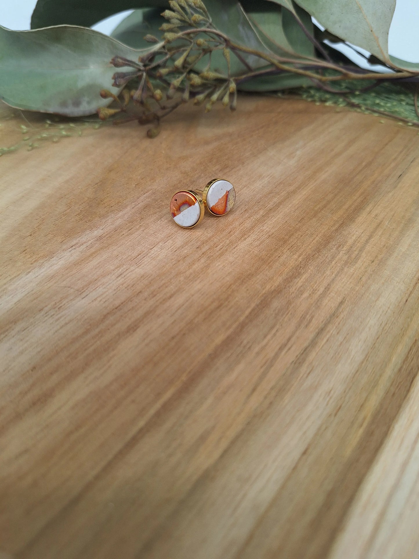 Beton-Ohrstecker rainbow | Gold | Jetzt online kaufen bei Dogs & Lifestyle