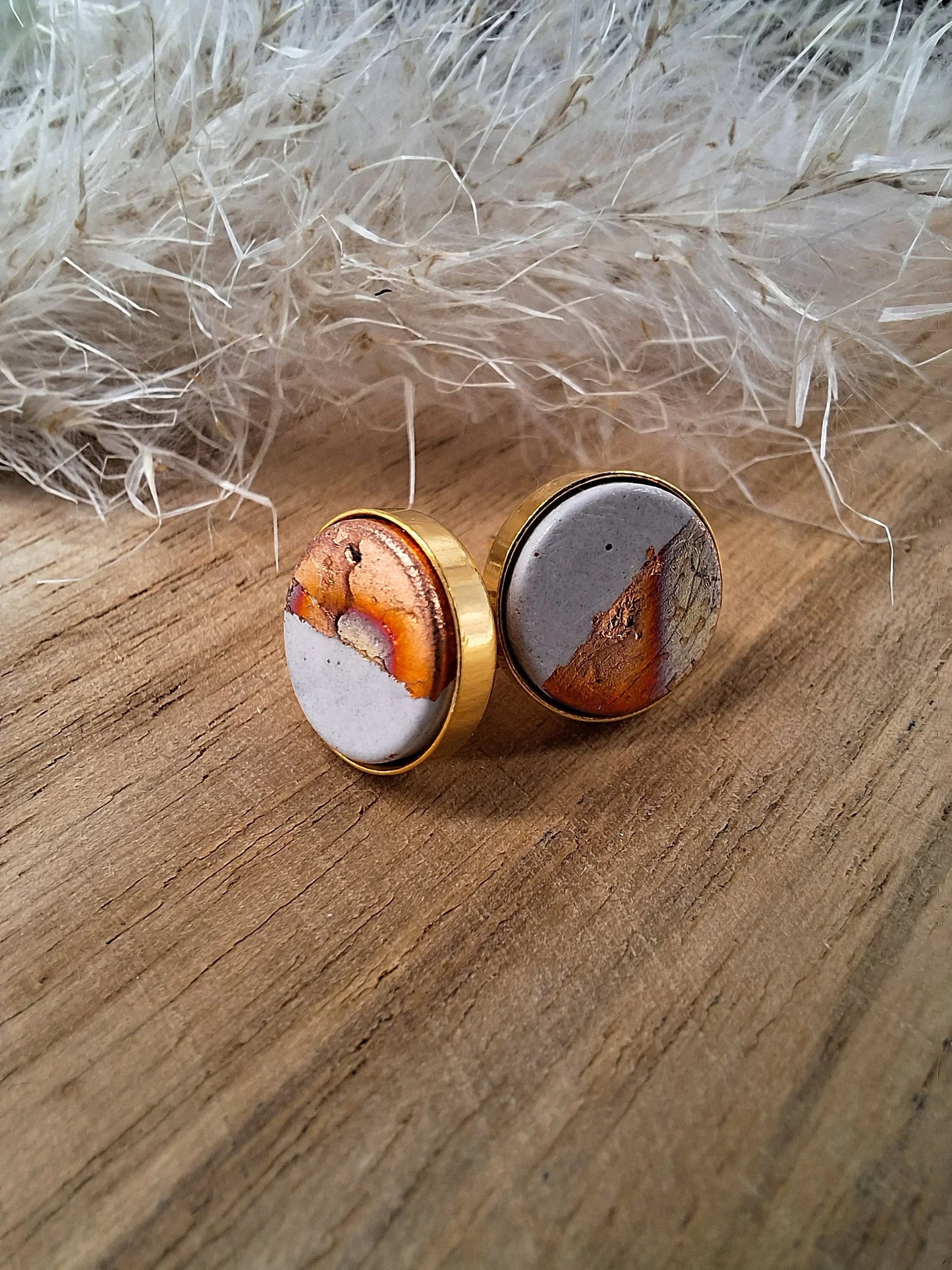 Beton-Ohrstecker rainbow | Gold | Jetzt online kaufen bei Dogs & Lifestyle