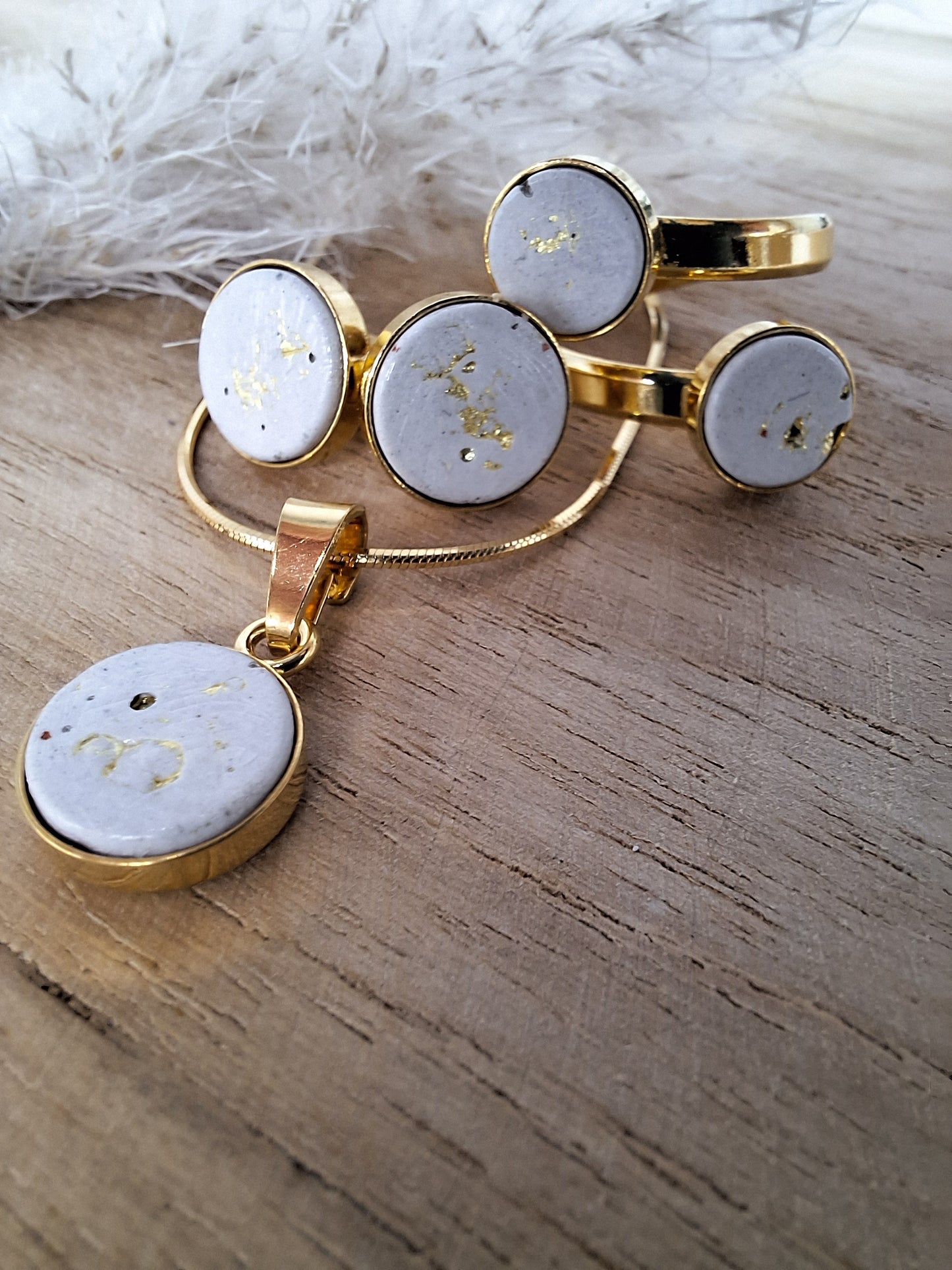 Beton-Ring classic | Gold | Jetzt online kaufen bei Dogs & Lifestyle