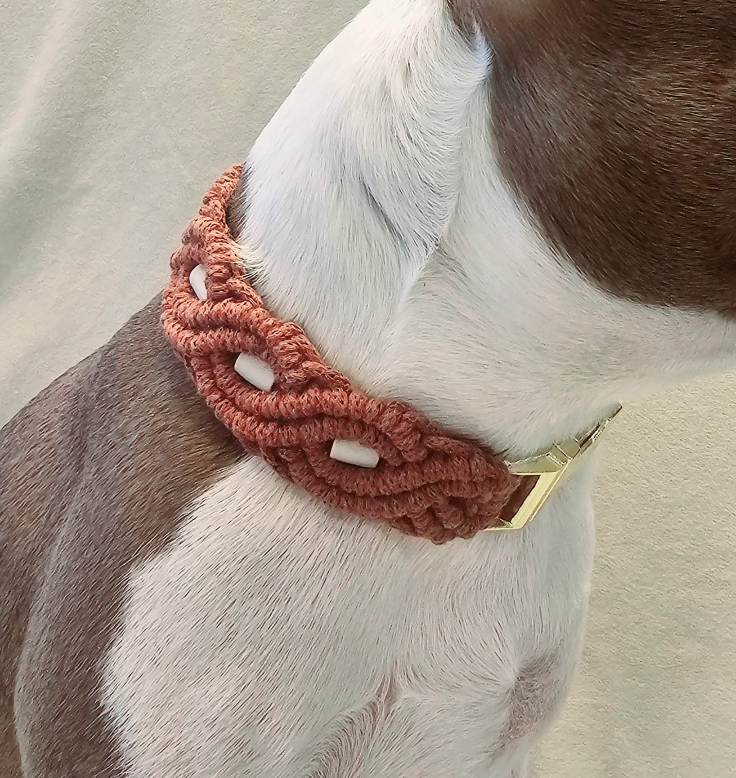 Makramee-Halsband | EM-Keramik- & Strass-Perlen | konfigurierbar | Jetzt online kaufen bei Dogs & Lifestyle