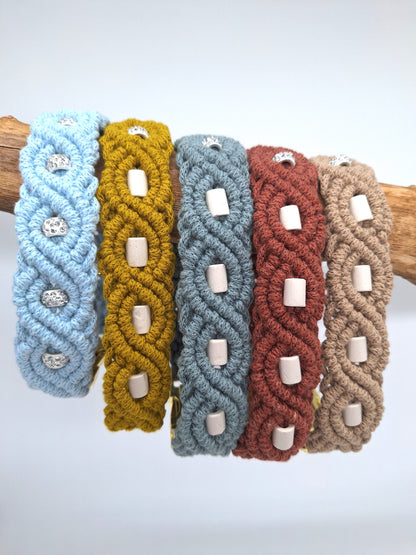 Makramee-Halsband | EM-Keramik- & Strass-Perlen | konfigurierbar | Jetzt online kaufen bei Dogs & Lifestyle