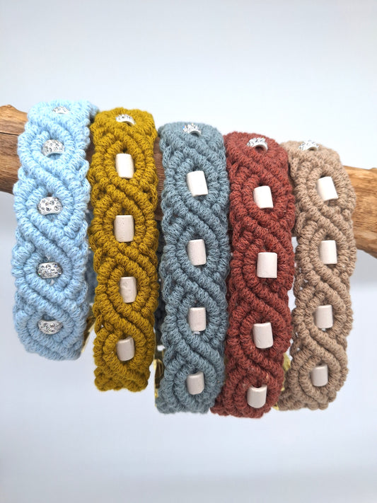 Makramee-Halsband | EM-Keramik- & Strass-Perlen | konfigurierbar | Jetzt online kaufen bei Dogs & Lifestyle