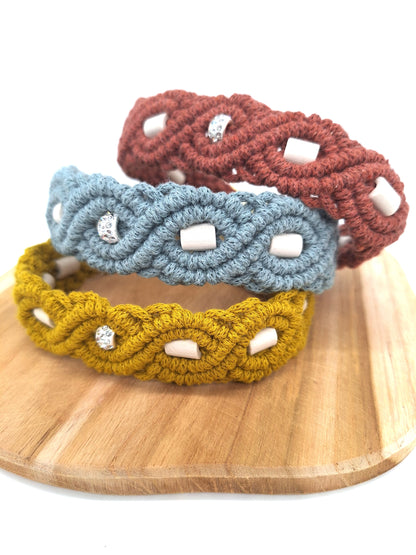 Makramee-Halsband | EM-Keramik- & Strass-Perlen | konfigurierbar | Jetzt online kaufen bei Dogs & Lifestyle