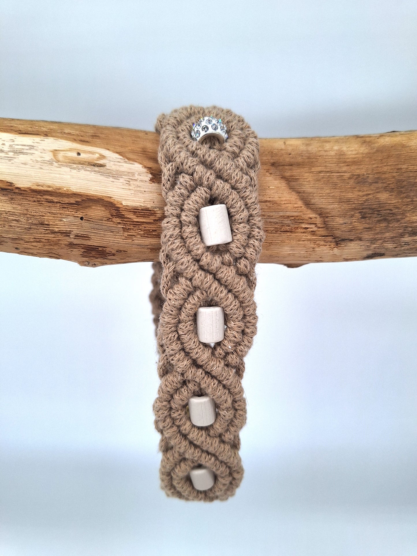 Makramee-Halsband | EM-Keramik- & Strass-Perlen | konfigurierbar | Jetzt online kaufen bei Dogs & Lifestyle