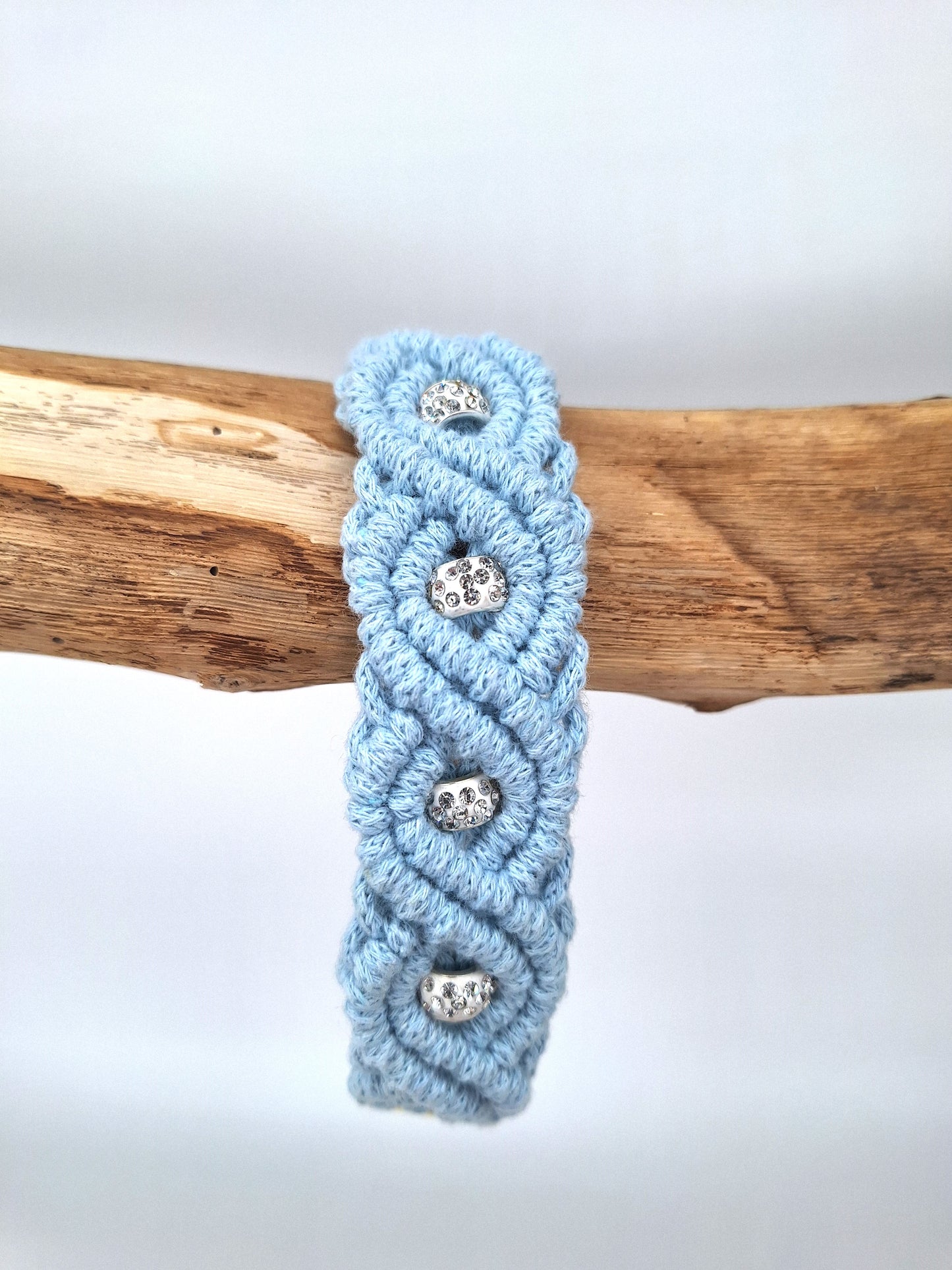 Makramee-Halsband | EM-Keramik- & Strass-Perlen | konfigurierbar | Jetzt online kaufen bei Dogs & Lifestyle