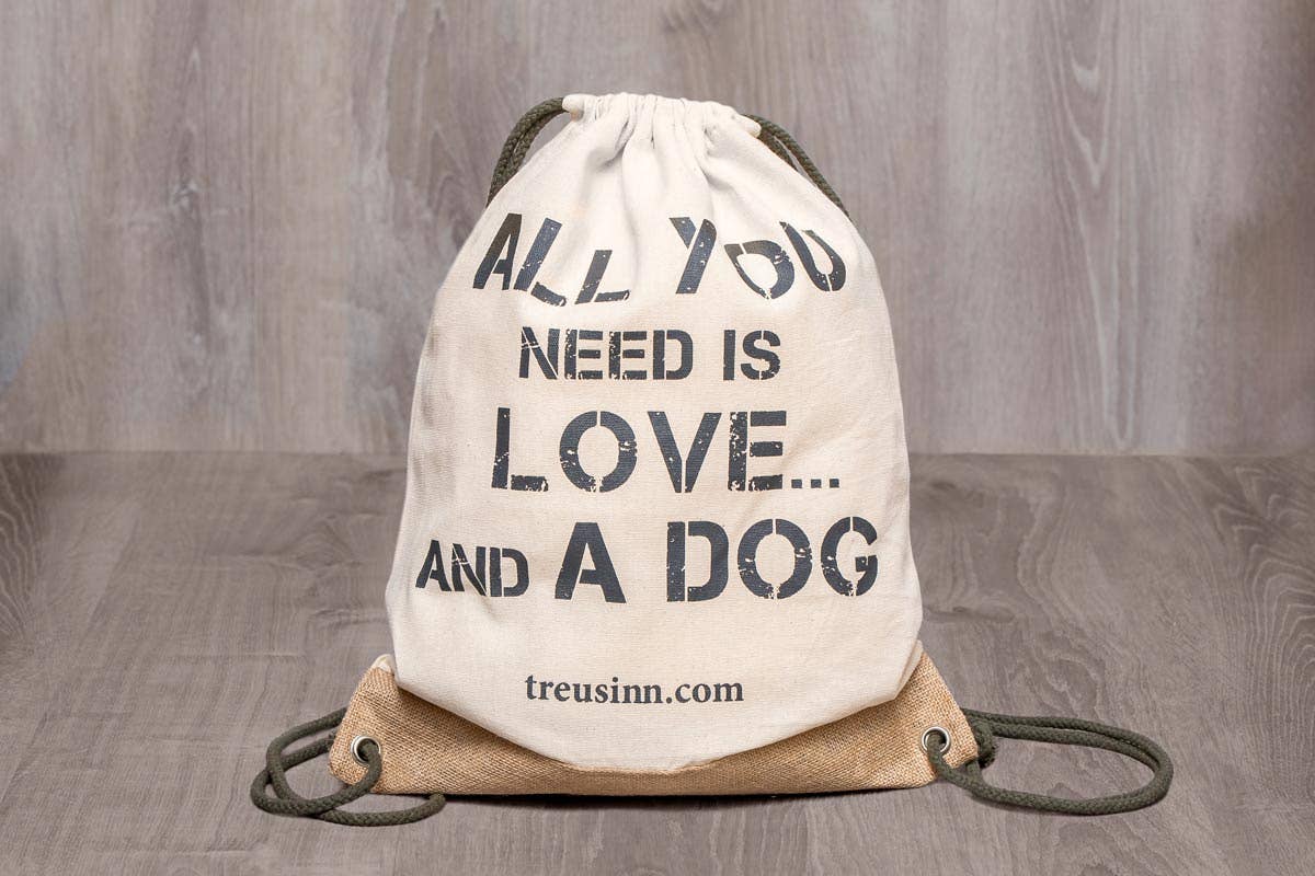 Turnbeutel | All you need is Love and a Dog | Jetzt online kaufen bei Dogs & Lifestyle