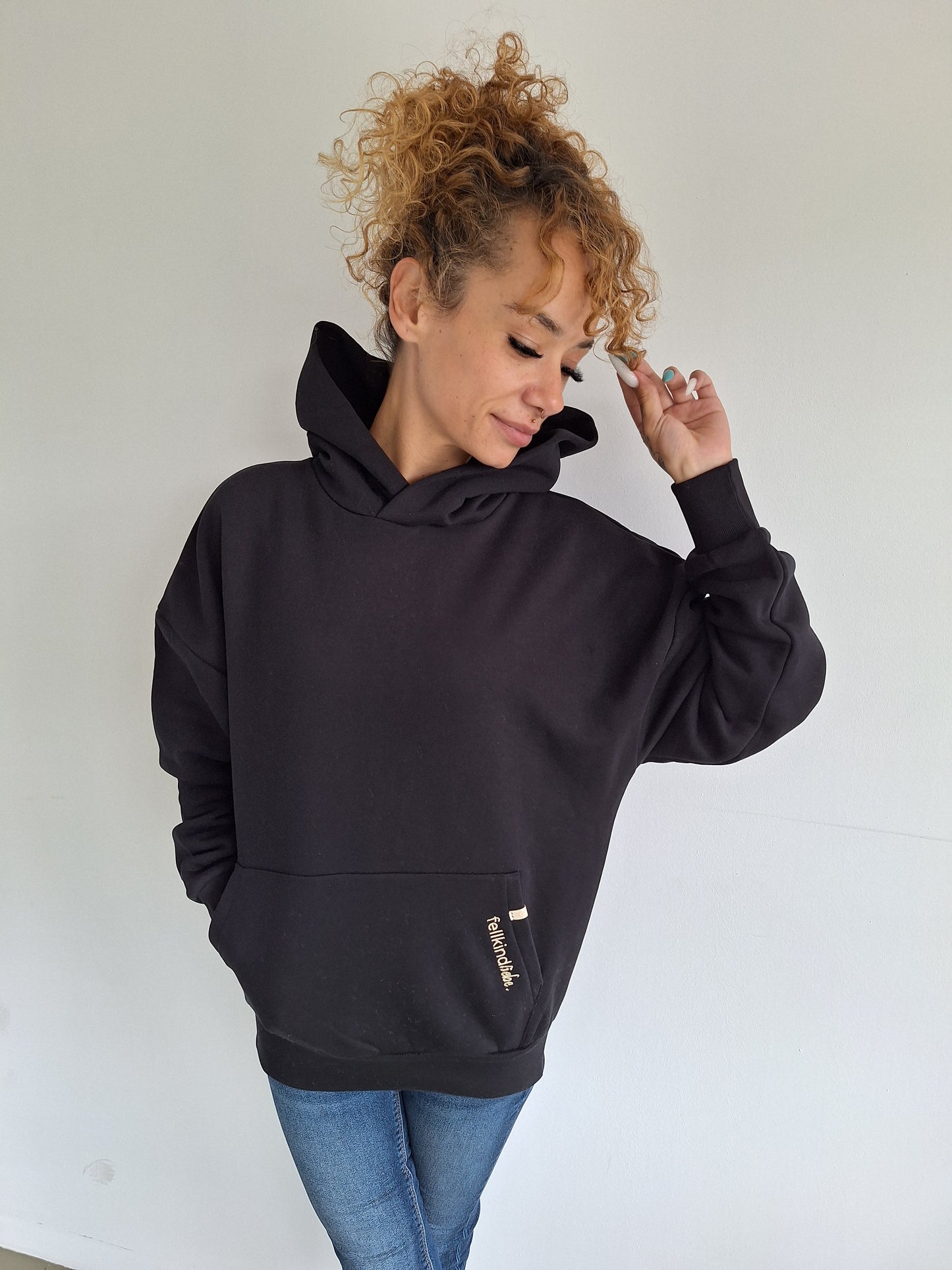 Kapuzen-Hoodie fellkindliebe. | NEU